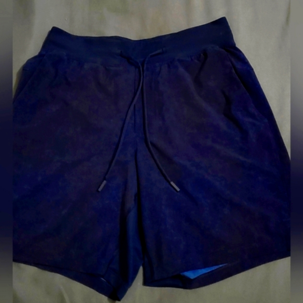 Lululemon high rise women's shorts, size S